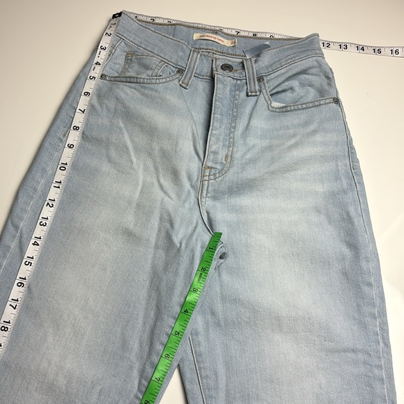 Levi’s Light Blue High Waisted Taper Denim Jeans, Sz 24 (W24 x L27) - Picture 9 of 11